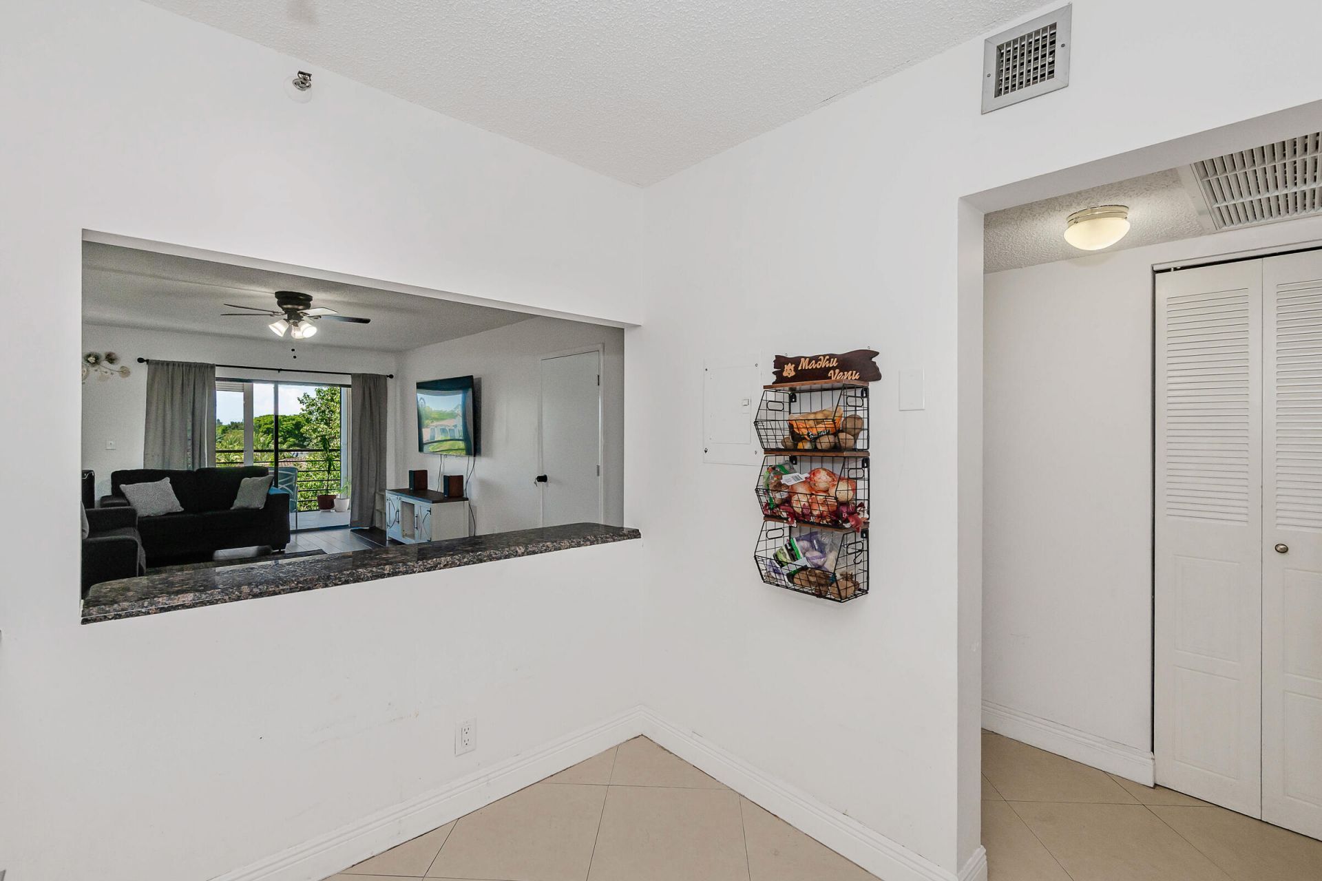9235 SW 8th Street, Unit 502, Boca Raton, FL 33428 Photo