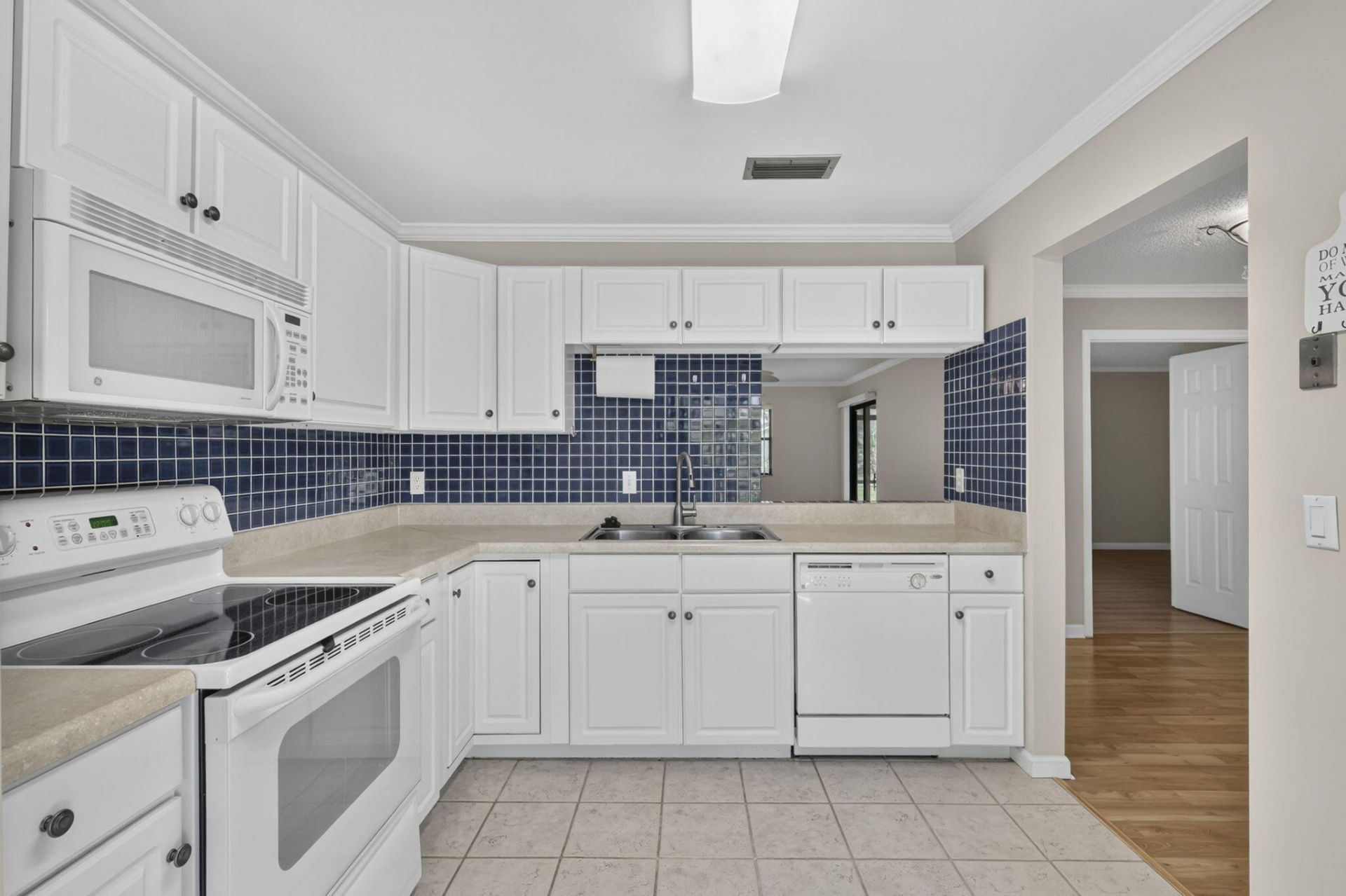 184 Mastic Tree Court, Royal Palm Beach, FL 33411 Photo