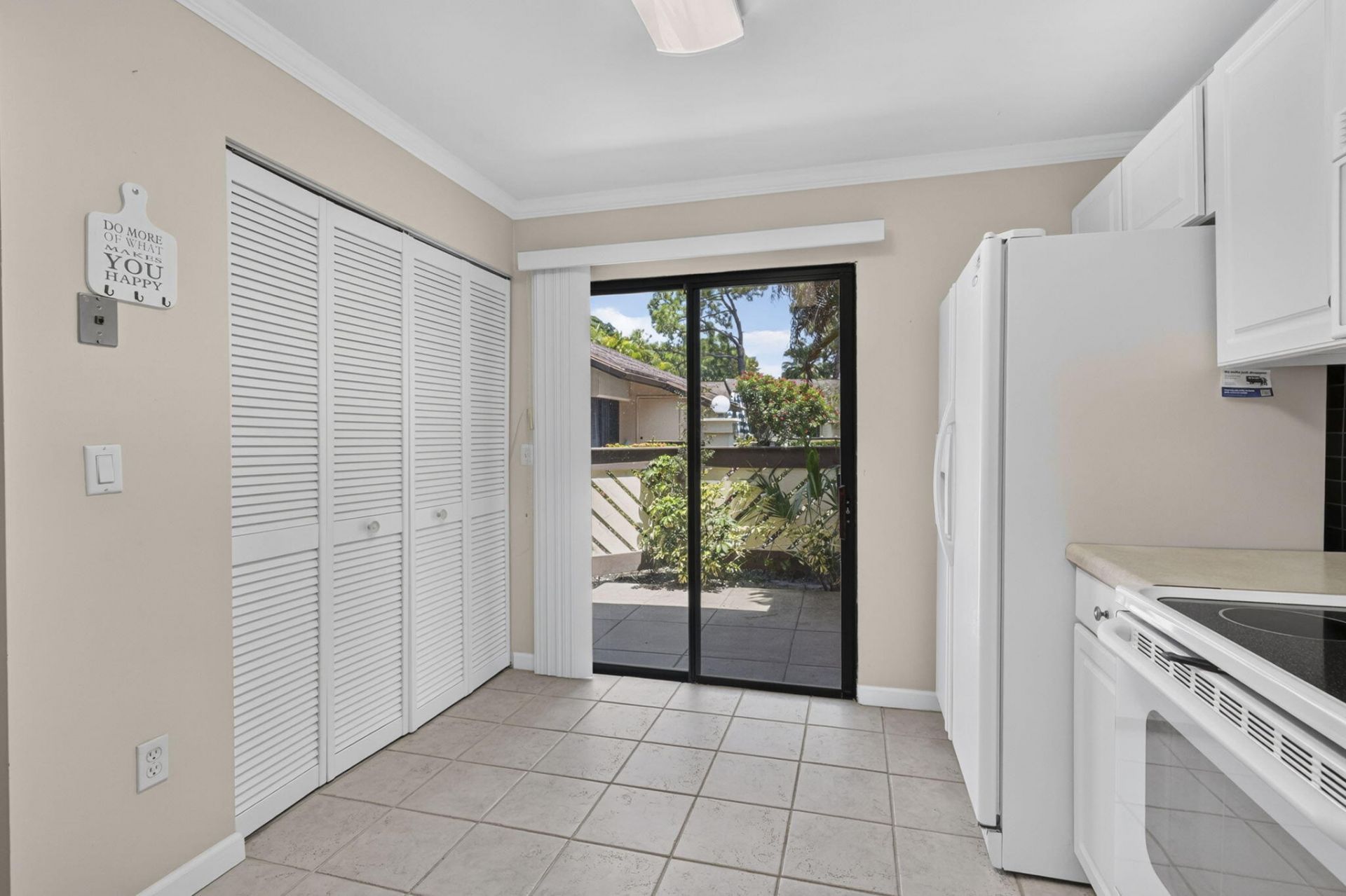 184 Mastic Tree Court, Royal Palm Beach, FL 33411 Photo