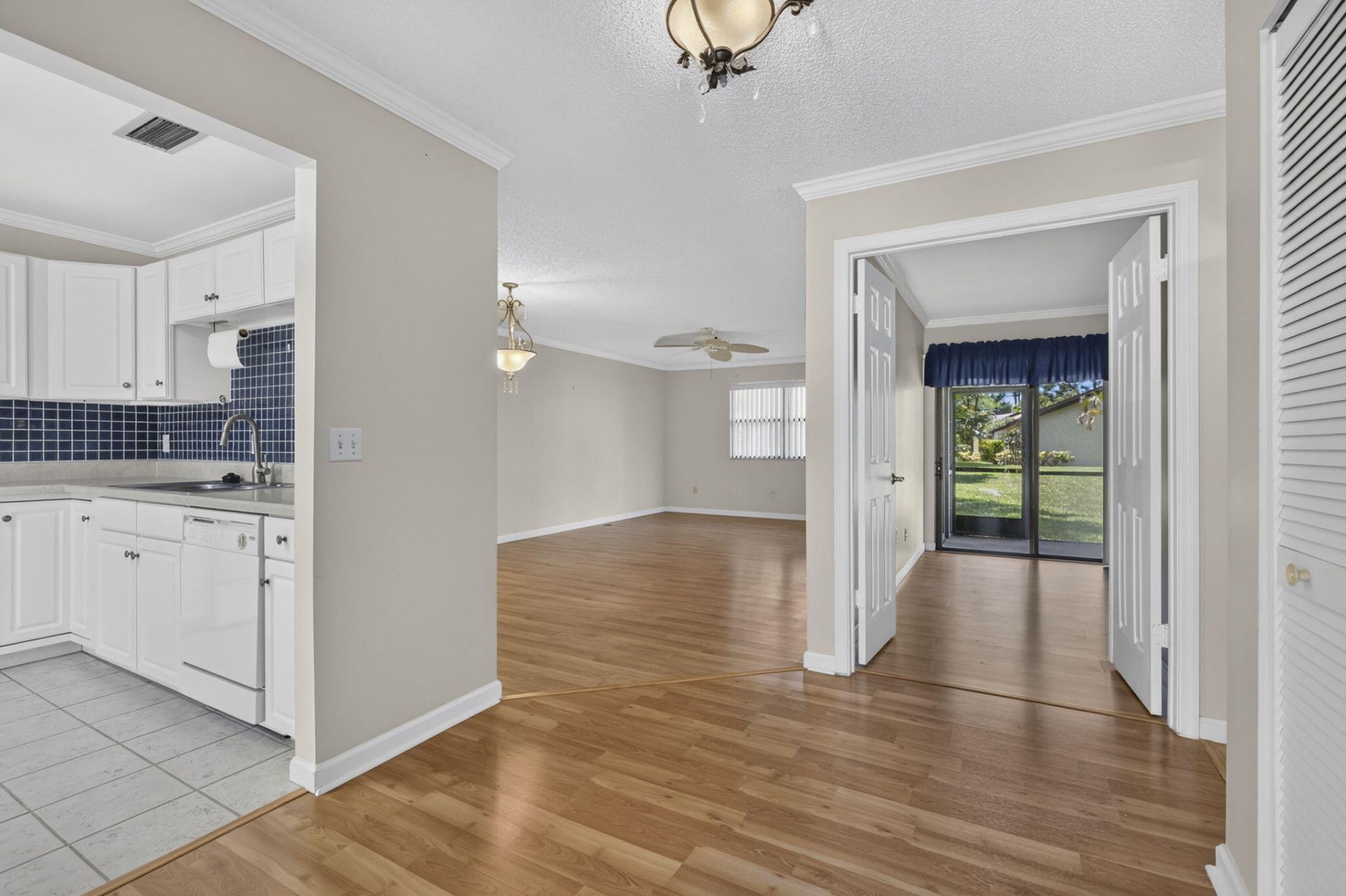 184 Mastic Tree Court, Royal Palm Beach, FL 33411 Photo