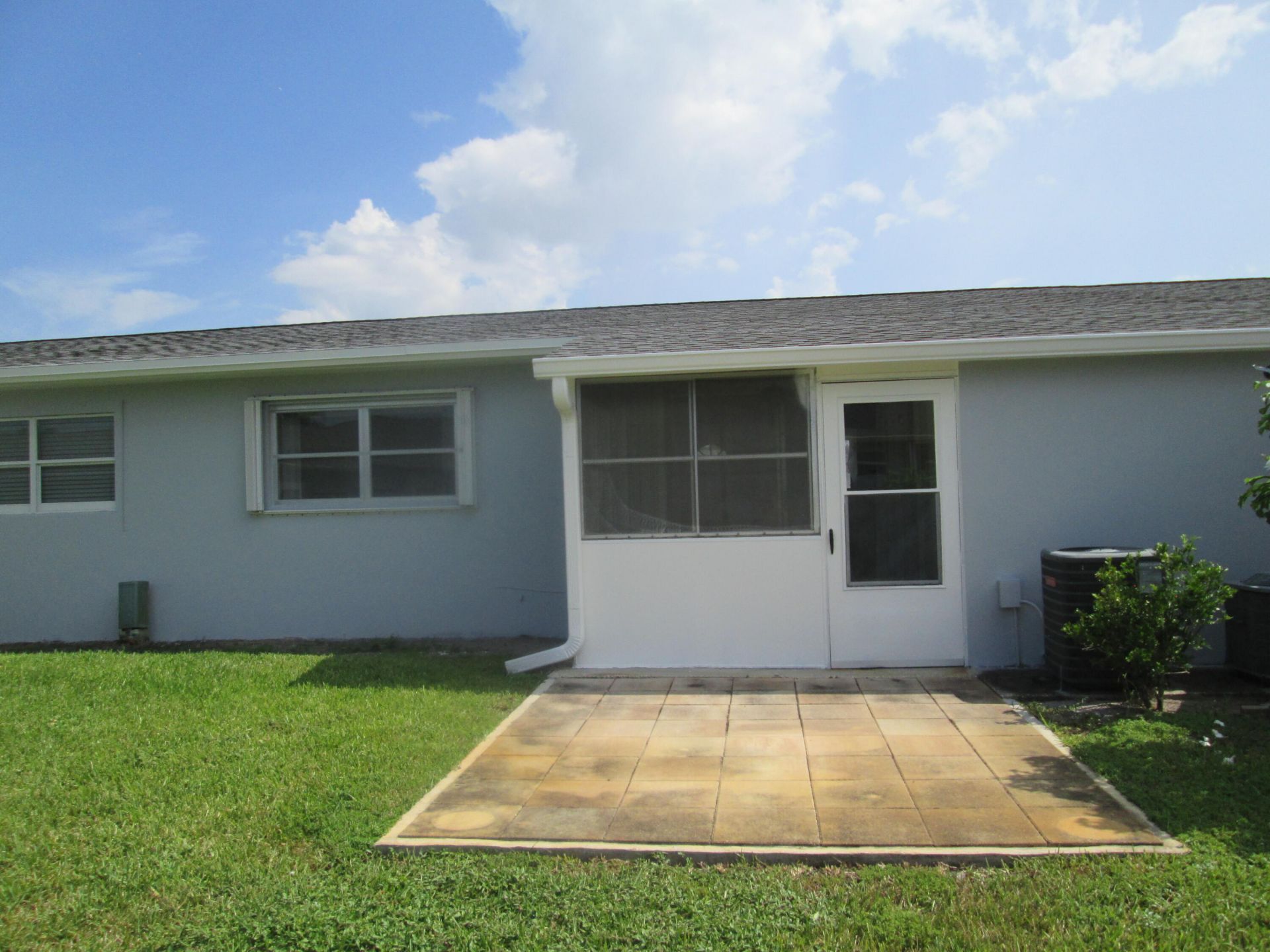 2611 W Barkley Drive W, Unit E, West Palm Beach, FL 33415 Photo