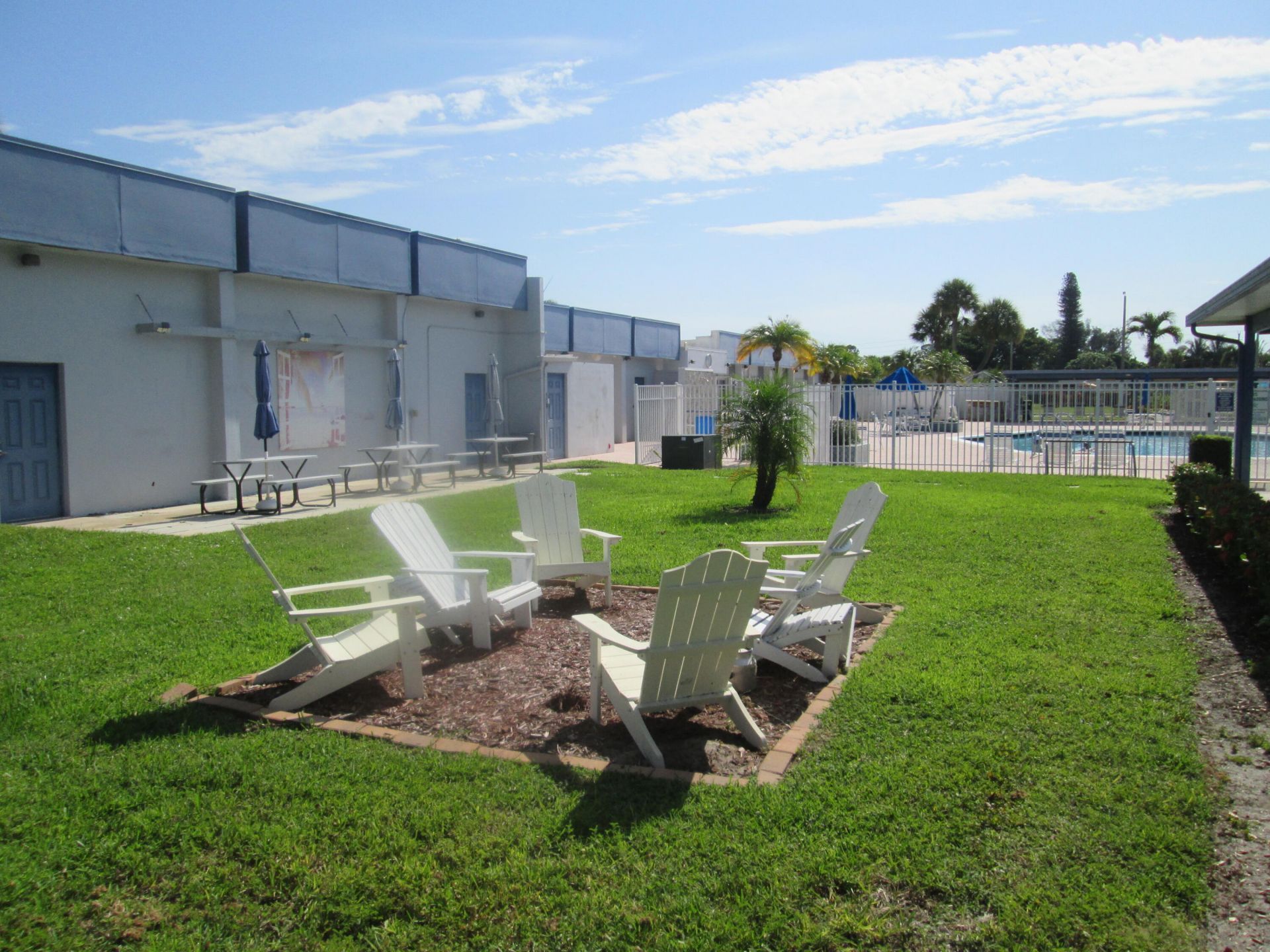 2611 W Barkley Drive W, Unit E, West Palm Beach, FL 33415 Photo