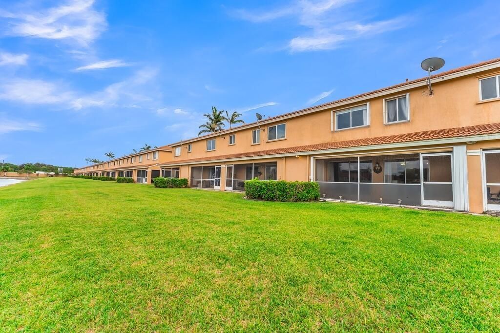 6215 Eaton Street, West Palm Beach, FL 33411 Photo