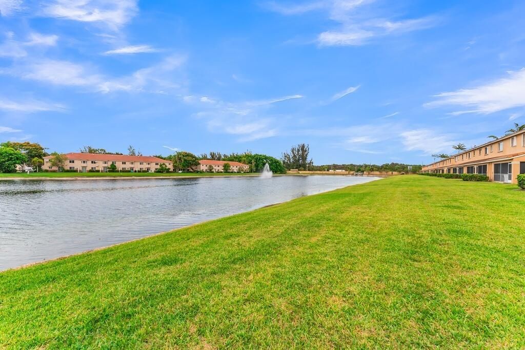 6215 Eaton Street, West Palm Beach, FL 33411 Photo
