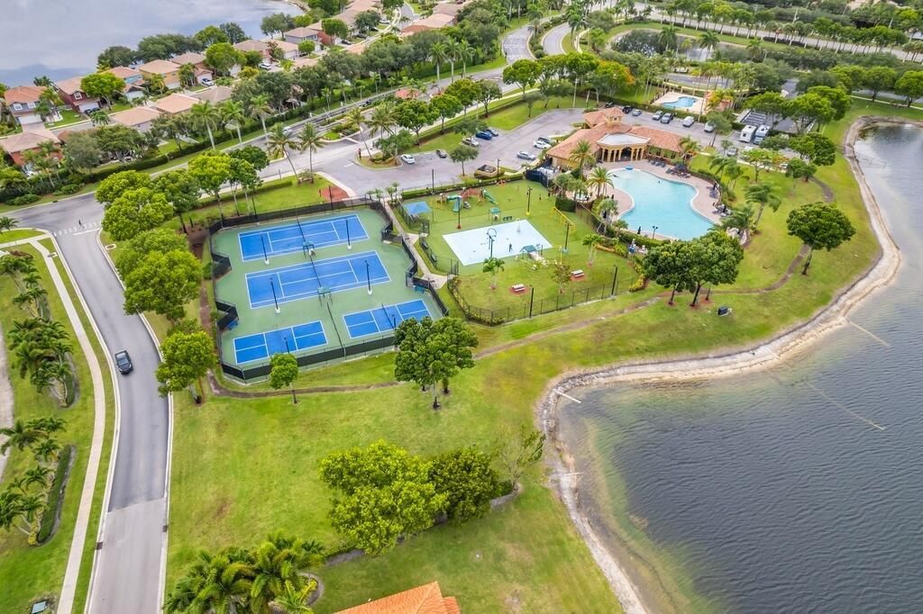 6215 Eaton Street, West Palm Beach, FL 33411 Photo