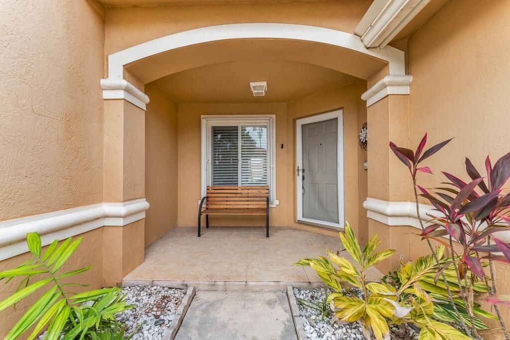 6215 Eaton Street, West Palm Beach, FL 33411 Photo