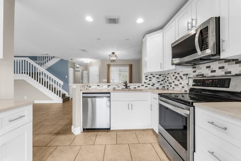 6215 Eaton Street, West Palm Beach, FL 33411 Photo