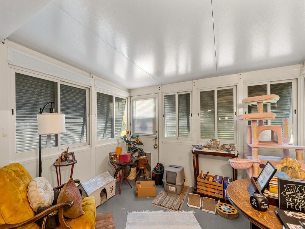 385 NE Jade Circle, Jensen Beach, FL 34957 Photo
