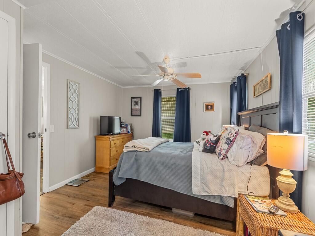 385 NE Jade Circle, Jensen Beach, FL 34957 Photo