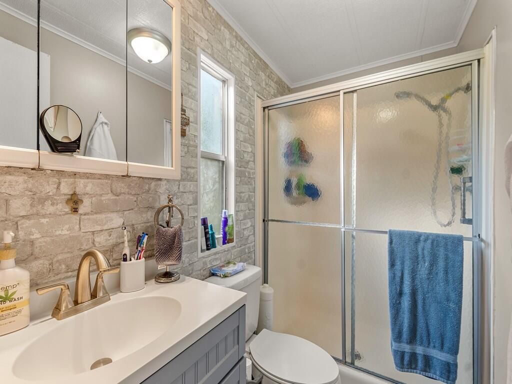385 NE Jade Circle, Jensen Beach, FL 34957 Photo