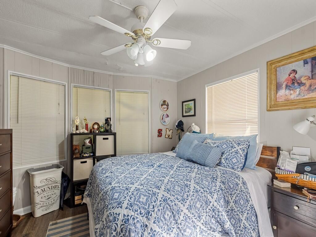 385 NE Jade Circle, Jensen Beach, FL 34957 Photo