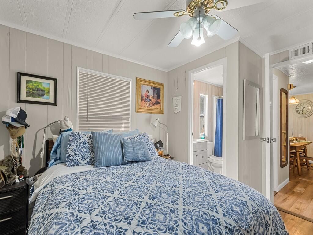 385 NE Jade Circle, Jensen Beach, FL 34957 Photo