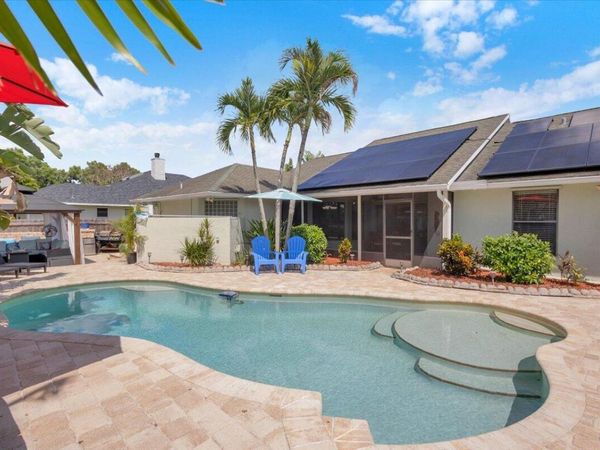 568 SE NOME Drive, Port St. Lucie, FL 34984