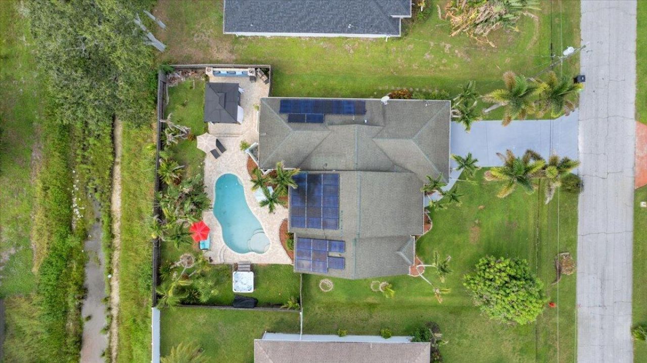 568 SE Nome Drive, Port Saint Lucie, FL 34984 Photo