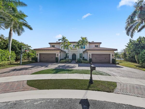 17511 Cadena Drive, Boca Raton, FL 33496