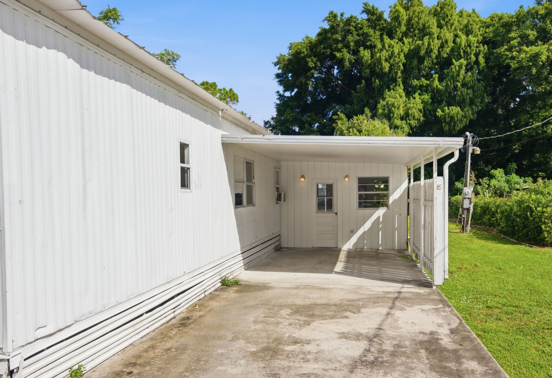 1823 SW College Street, Stuart, FL 34997 Photo