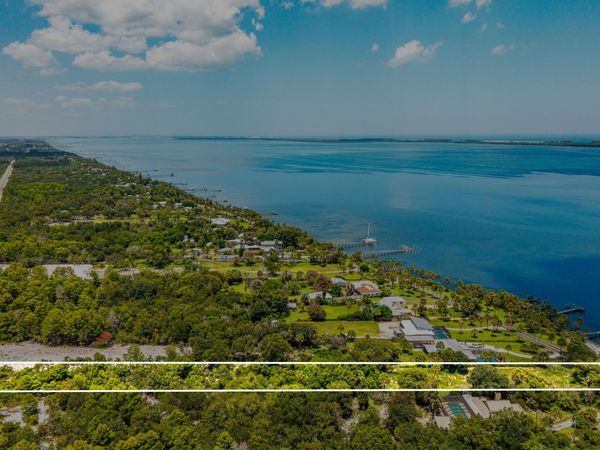 7507 S Indian River Drive, Fort Pierce, FL 34982