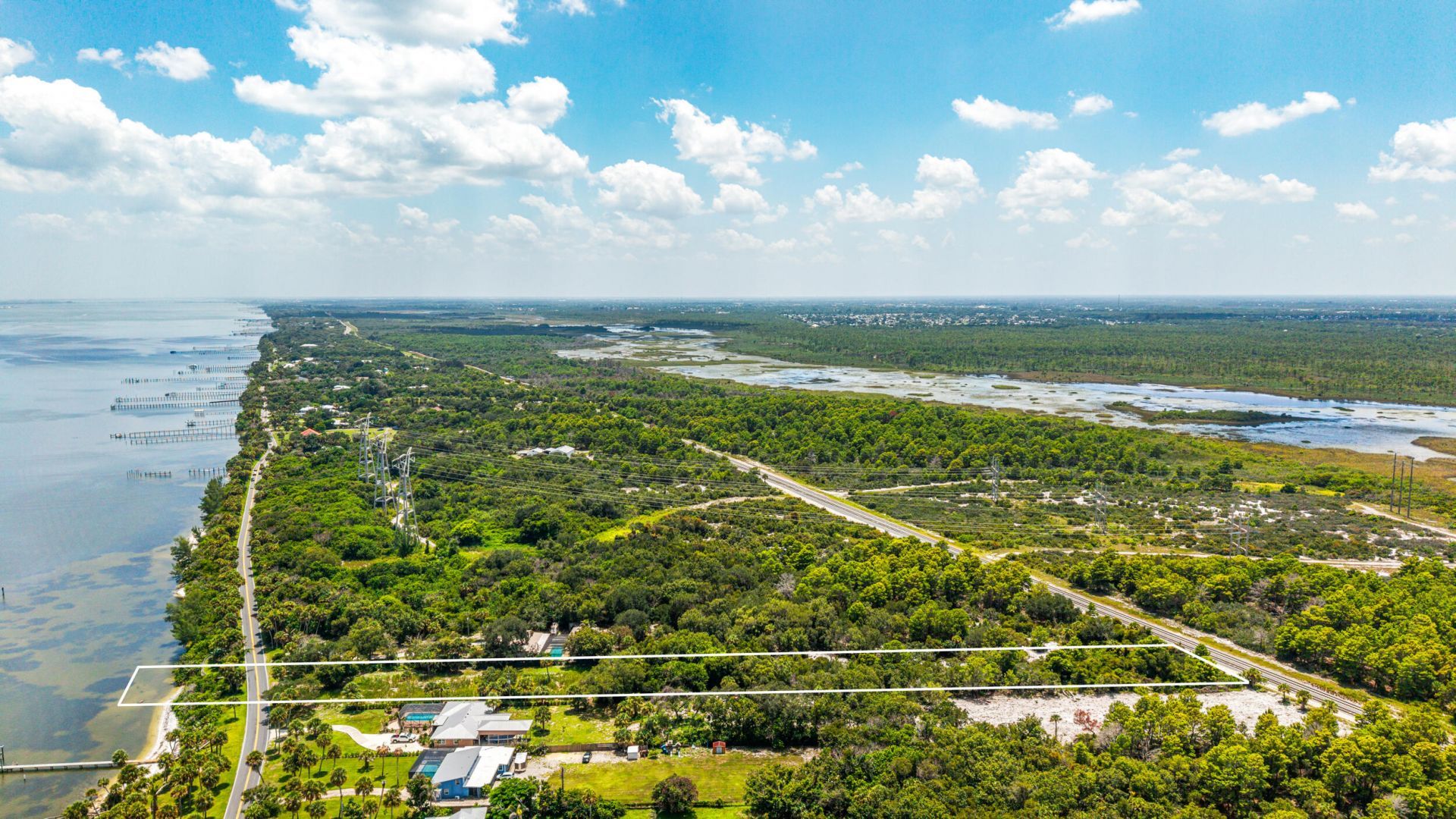 7507 S Indian River Drive, Fort Pierce, FL 34982 Photo