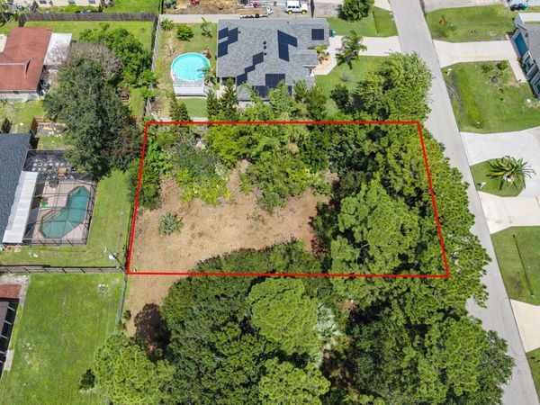 1762 SW COCHRAN Street, Port St. Lucie, FL 34953