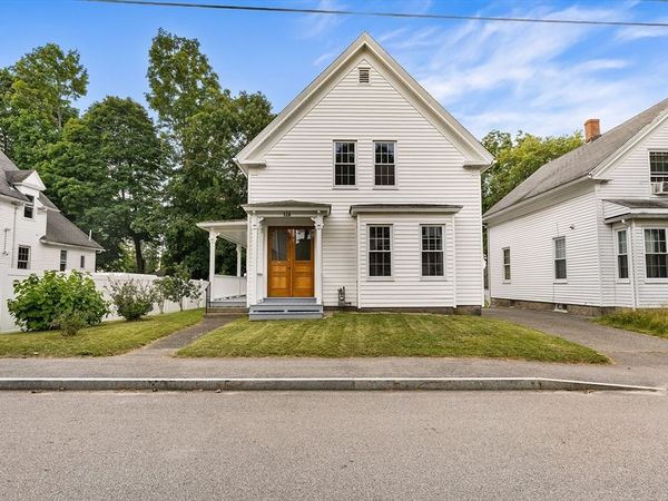 128 W Spruce St, Milford, MA 01757