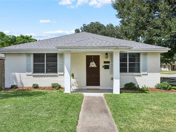 1601 FERONIA Street, Metairie, LA 70005