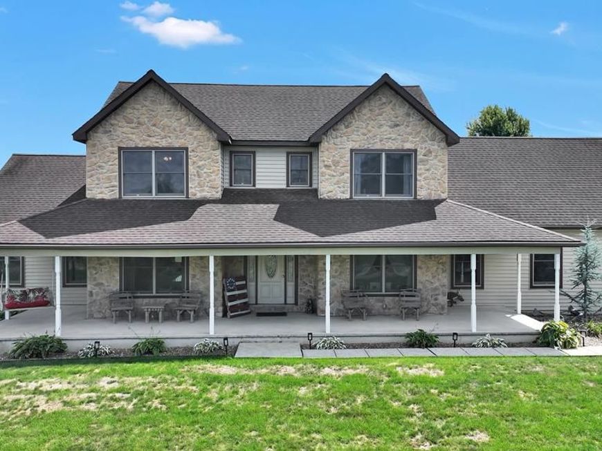 324 Chestnut Hill Road, Fredericksburg, PA 17026 Main Photo