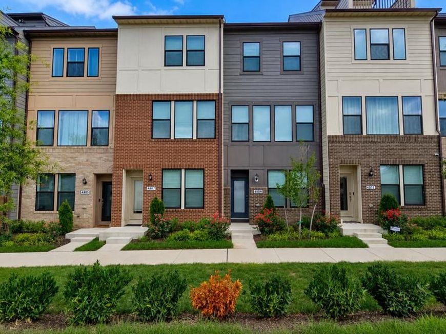 4809 Vista Green Lane, Lanham, MD 20706 Main Photo