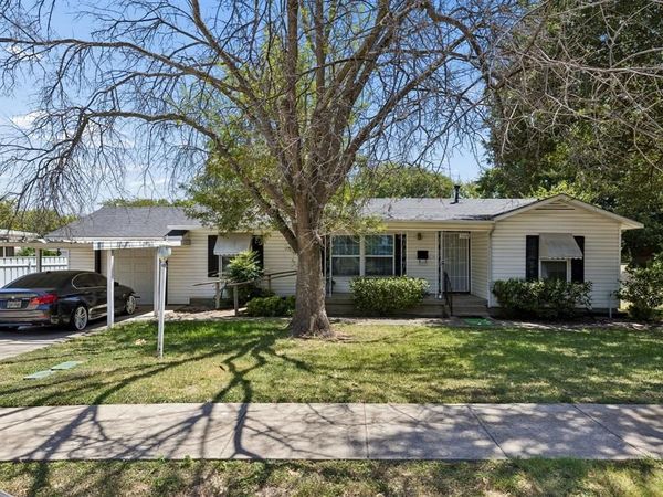 3504 Katrine Street , Haltom City, TX 76117