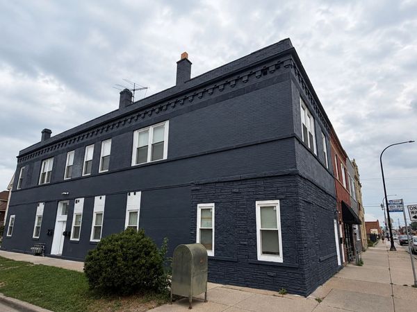 2301 S Laramie Avenue , Cicero, IL 60804