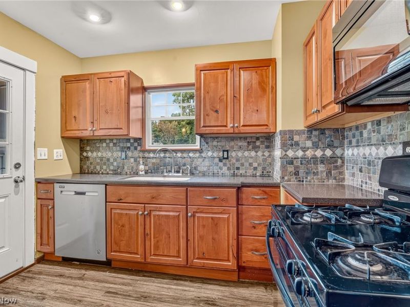 278 Prospect Road , Berea, OH 44017 Photo 10
