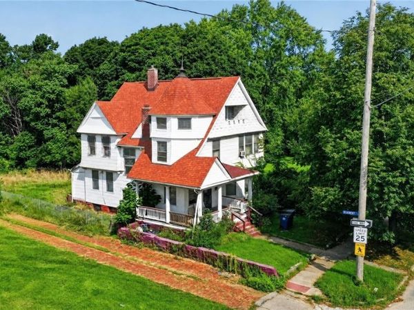 1434 E 82nd Street , Cleveland, OH 44103