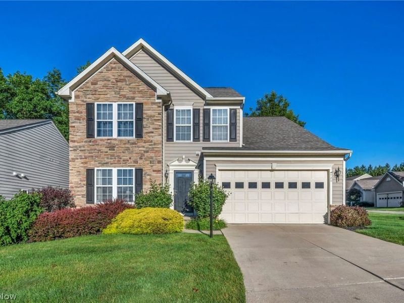 920 Alder Run Way, Akron, OH 44333 Photo 1