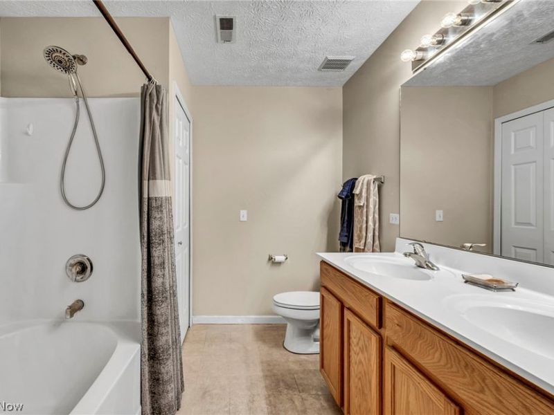 920 Alder Run Way, Akron, OH 44333 Photo 35