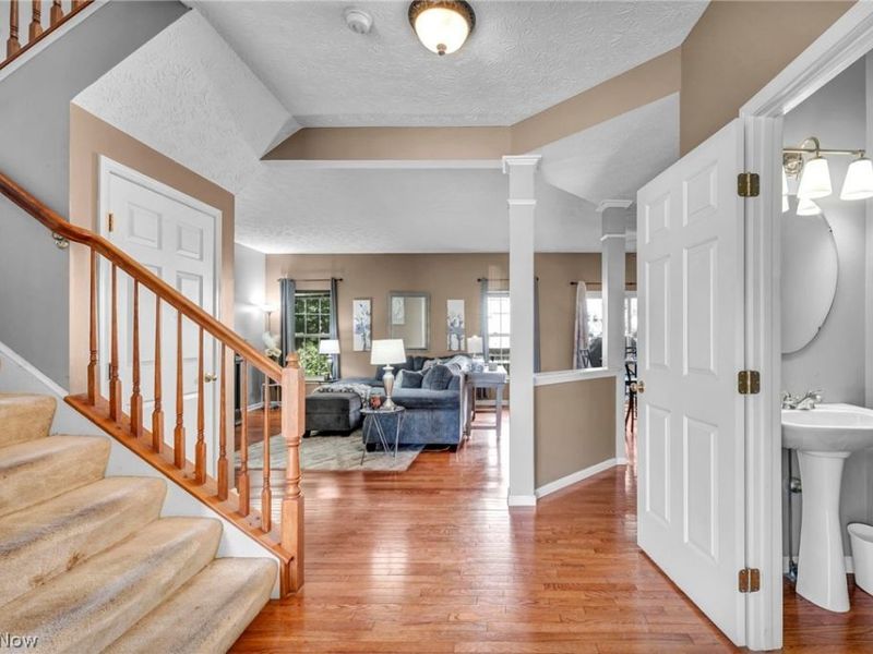 920 Alder Run Way, Akron, OH 44333 Photo 9