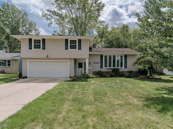 30223 Chatham Point Drive , Bay Village, OH 44140