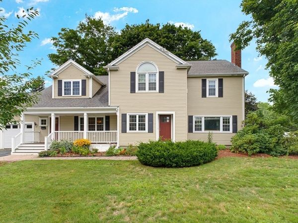 99 South St, Westborough, MA 01581