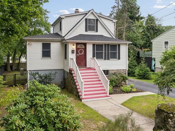 54 Gainsville Rd, Dedham, MA 02026