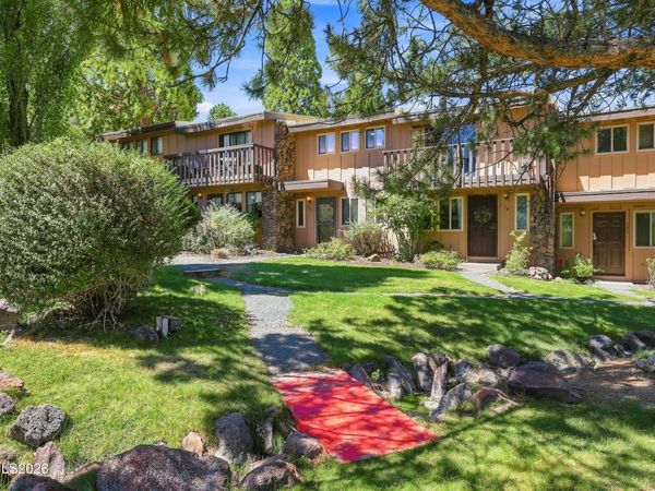 141 Lake Glen Drive, Carson City, NV 89703