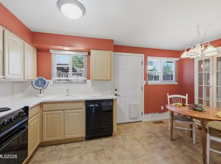 141 Lake Glen Drive, Carson City, NV 89703 Photo