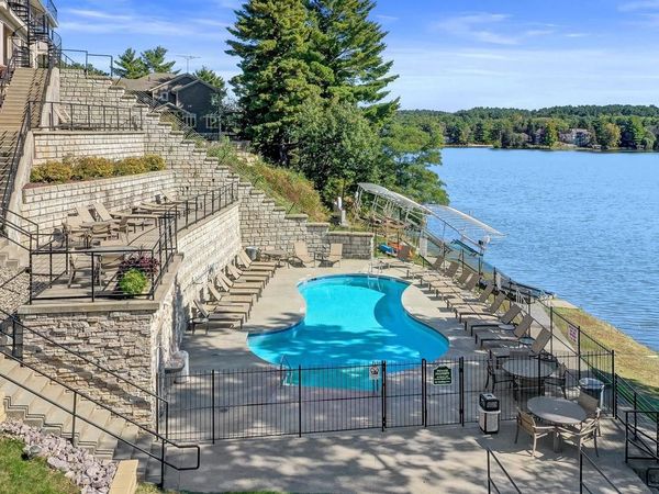 670 E Lake Avenue, Unit 210, Wisconsin Dells, WI 53965