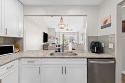 850 Ilex Court photo 4