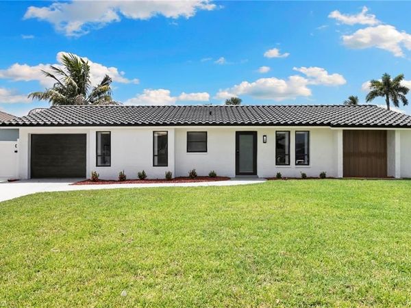 351 Columbus WAY, MARCO ISLAND, FL 34145