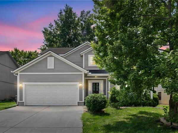 15347 W 149th Terrace, Olathe, KS 66062