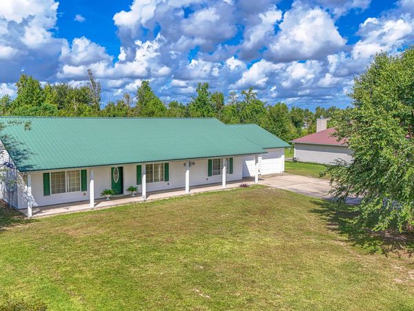 9107 Sunshine Drive, Youngstown, FL 32466