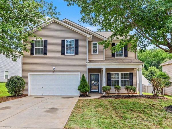 6814 Barefoot Forest Drive, Charlotte, NC 28269