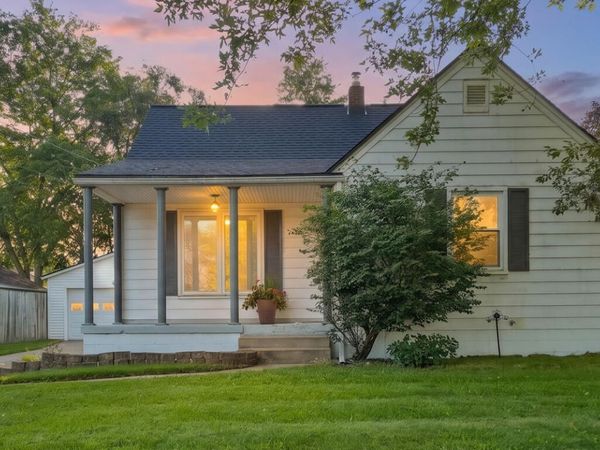 2836 Sharon Avenue SW, Wyoming, MI 49519