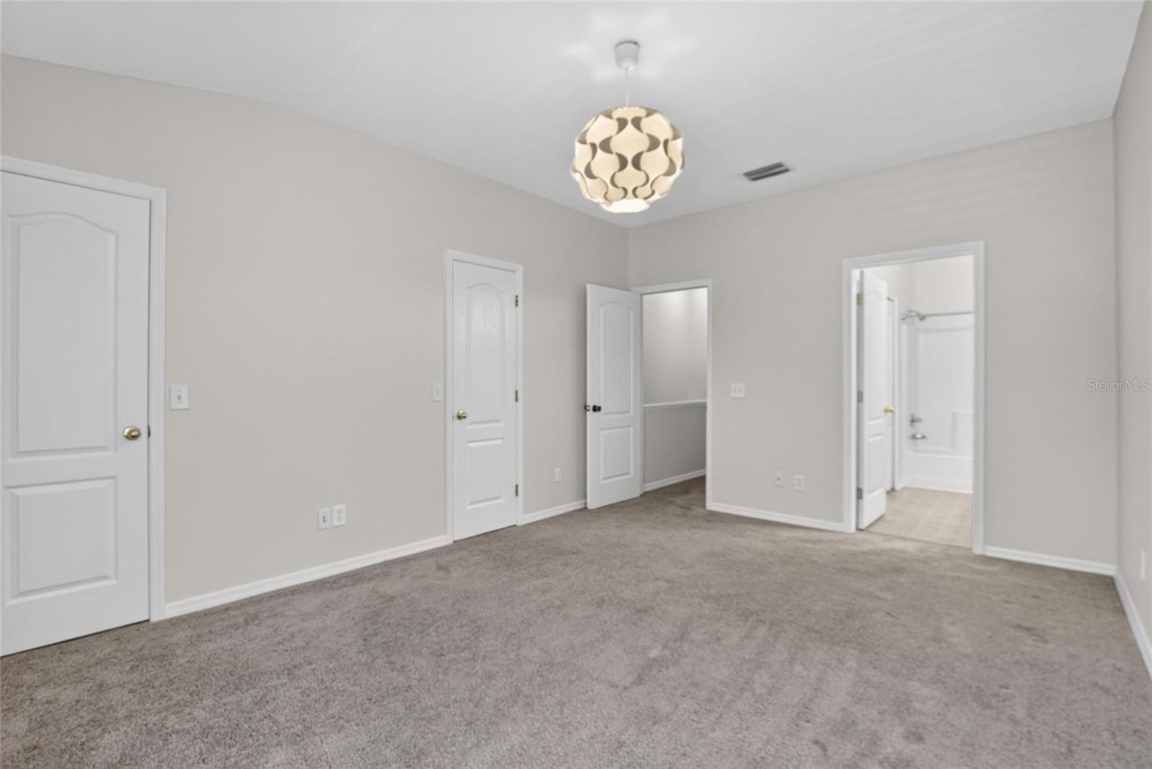 15768 Fishhawk Falls Drive, Lithia, FL 33547 Photo