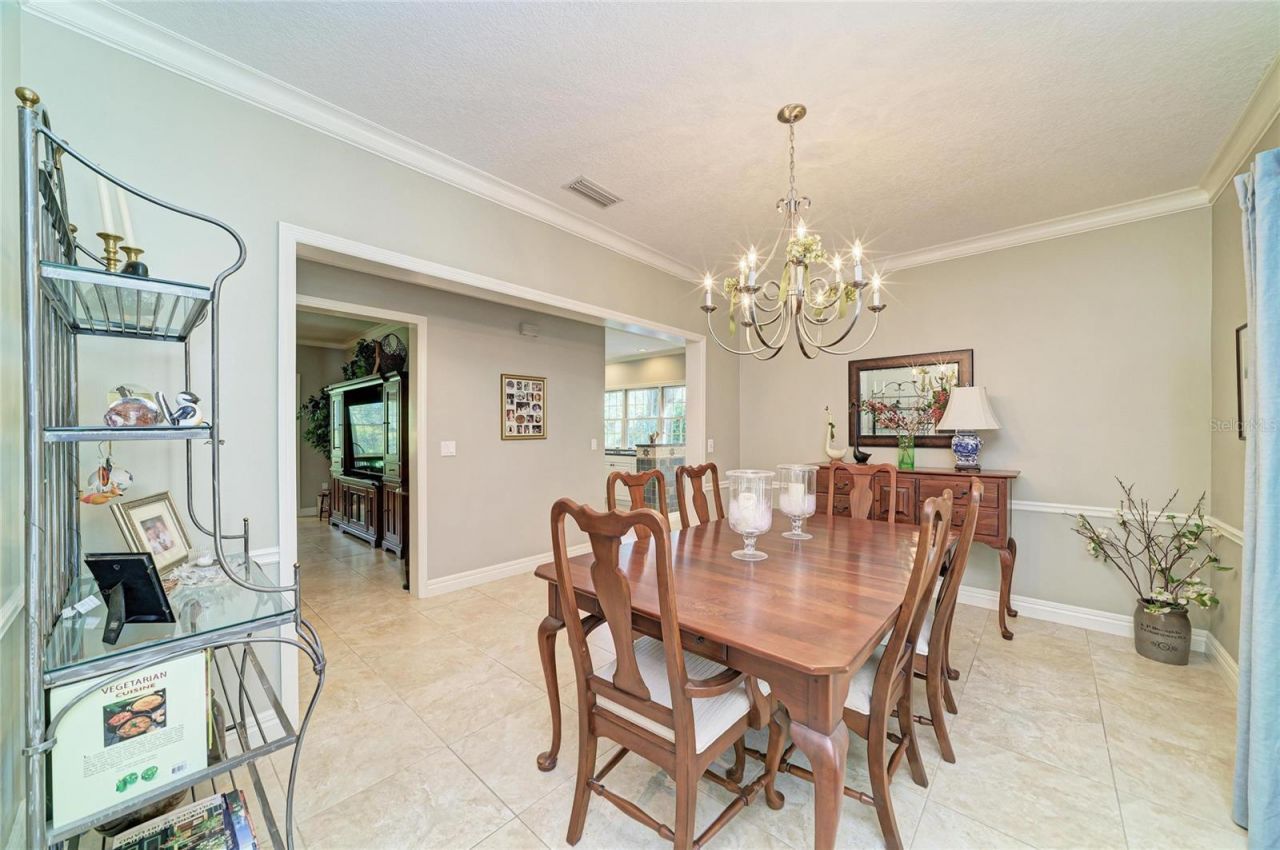 3706 Avenida Madera, Bradenton, FL 34210 Photo