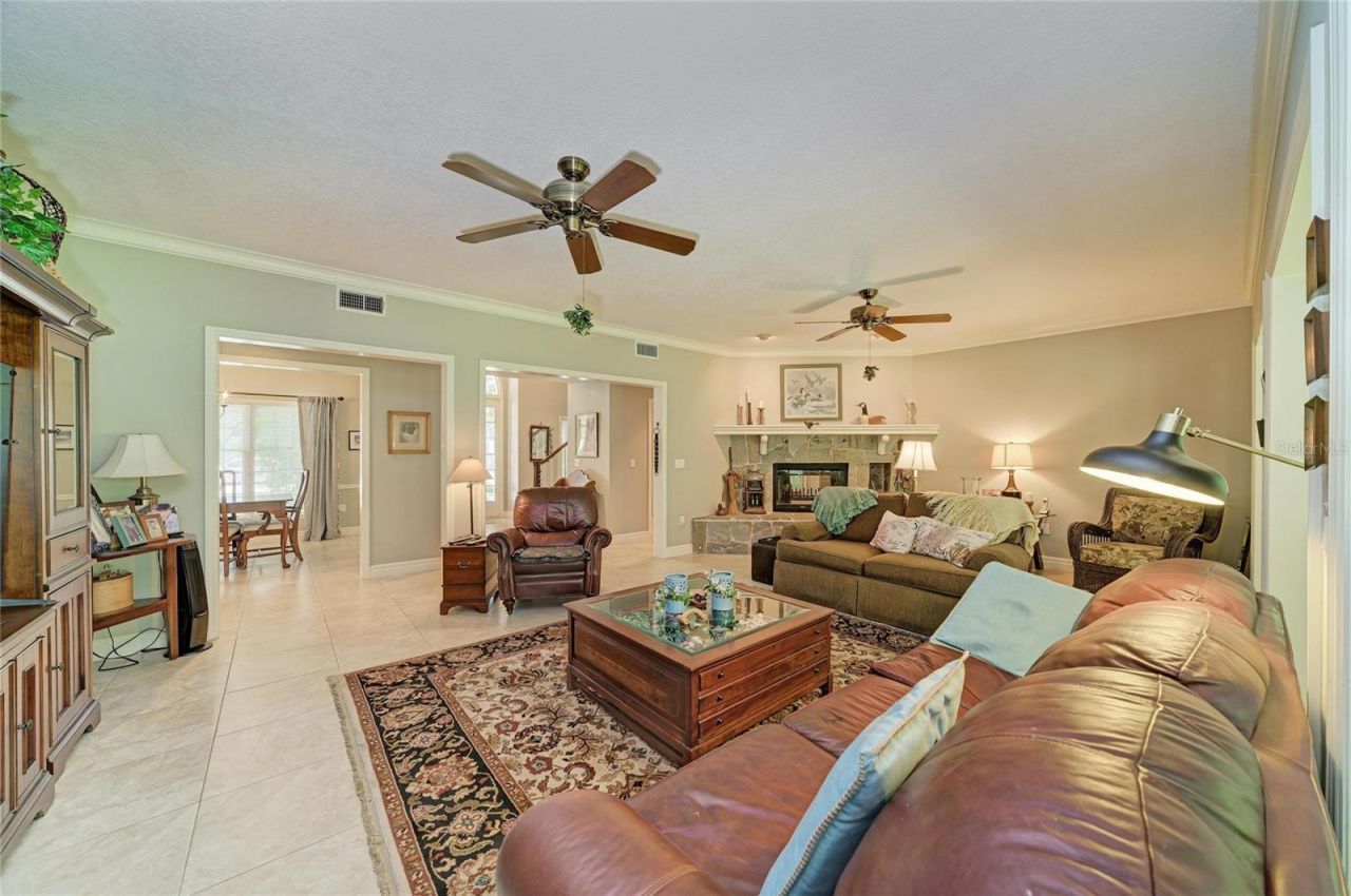 3706 Avenida Madera, Bradenton, FL 34210 Photo