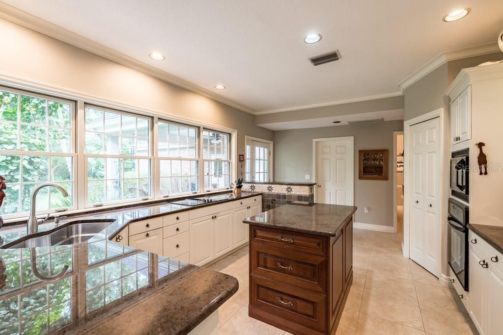 3706 Avenida Madera , Bradenton, FL 34210 Photo